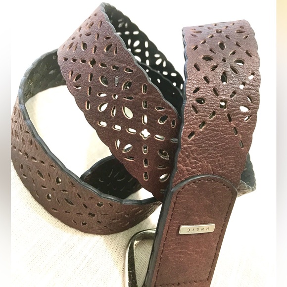 Relic Cut out Reversible Belt 47” - Picture 2 of 5